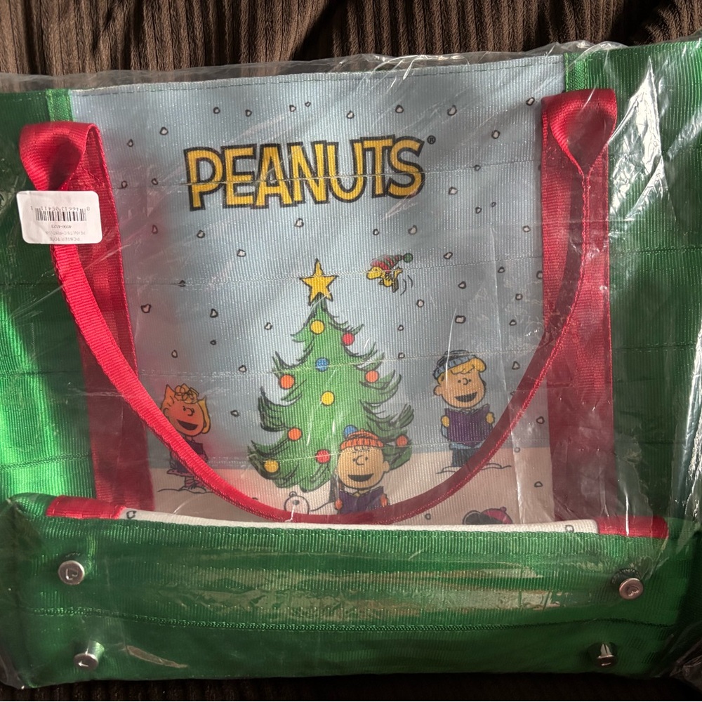 Harveys Peanuts Christmas Tote - Green and Red